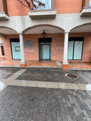 Location Local commercial à Plaza de sevilla 2. H a b i t a r i u m     i n m o b i  l i a r i a   alquila  fant