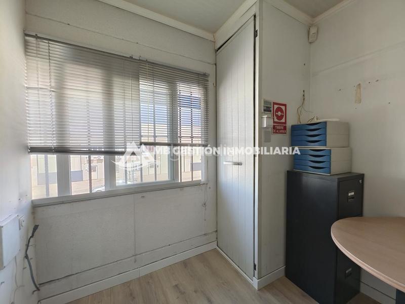 Foto 57ea7b0d-cc18-4aea-a06d-8acebe5ea8c9. Bâtiment à usage industriel dans Numancia de la Sagra