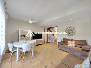 Duplex à La Serna. Mb gestión inmobiliaria te ofrece este estupendo duplex  en zona