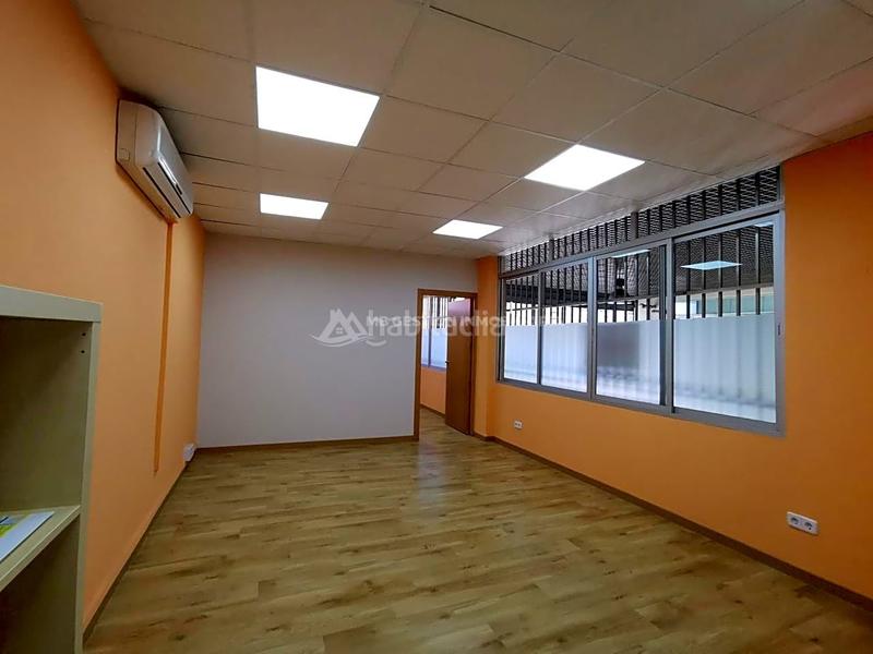 Foto e4843638-5164-4f17-8aaf-7735bb75c3db. Rent business premise in Fuenlabrada ii-el molino Fuenlabrada