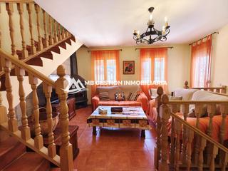 Casa a Hoyo de Pinares (El). Mb gestion inmobiliria vende estupenda casa reformada en hoyo de