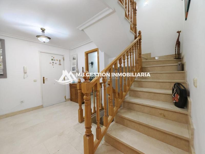 Foto 35a93437-3e60-4c04-9d92-dd45102762ff. Semi detached house with heating in El Arroyo-La Fuente Fuenlabrada