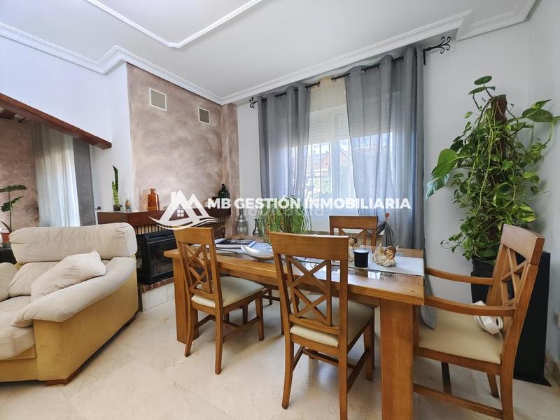 Foto 67a57cb1-029d-4b4b-bfad-15c69053dfc5. Semi detached house with heating in El Arroyo-La Fuente Fuenlabrada