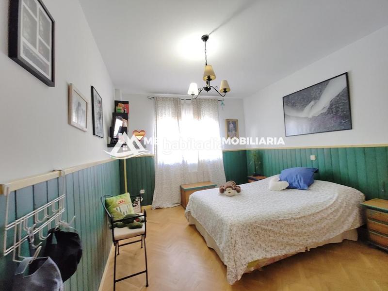 Foto 8bd0da25-e7d9-4126-a4a9-6584dee5b044. Semi detached house with heating in El Arroyo-La Fuente Fuenlabrada