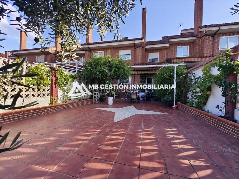 Foto 90cb578c-dc33-4e1c-9dcd-8dbfe3ae465a. Semi detached house with heating in El Arroyo-La Fuente Fuenlabrada