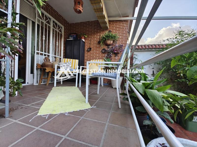 Foto b9344188-63cb-4994-a104-be0bcb63021f. Semi detached house with heating in El Arroyo-La Fuente Fuenlabrada