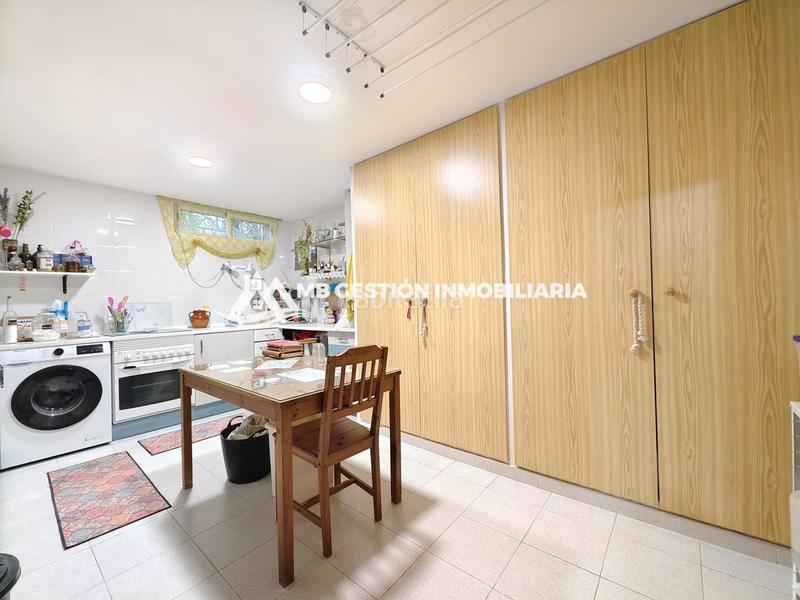 Foto e1ce0a8c-f9e2-4707-858b-66ba44d1fdde. Semi detached house with heating in El Arroyo-La Fuente Fuenlabrada