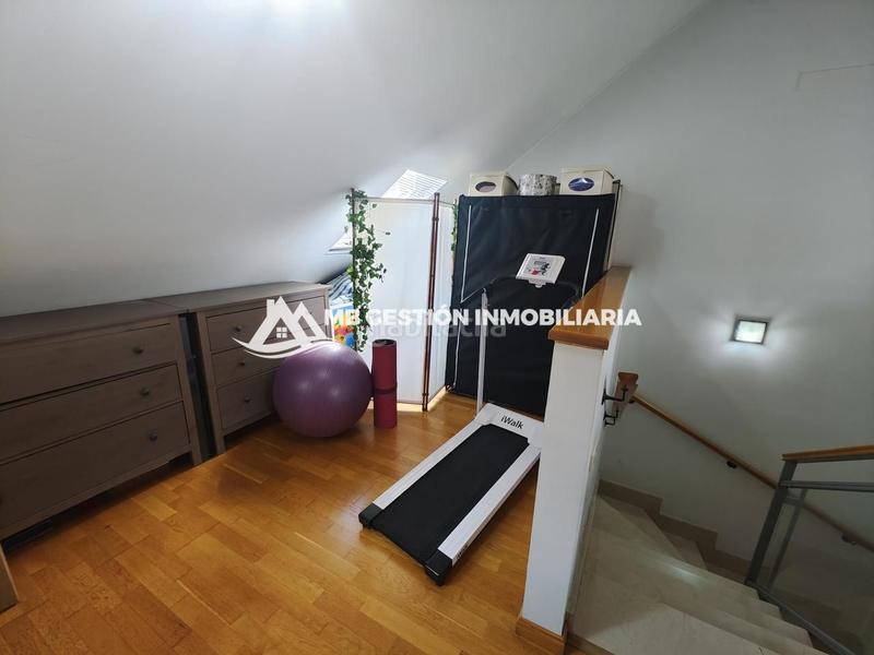 Foto dba5b40b-238f-4e91-96d9-70775c6ef7fc. Casa a schiera con riscaldamento piscina in La Serna Fuenlabrada