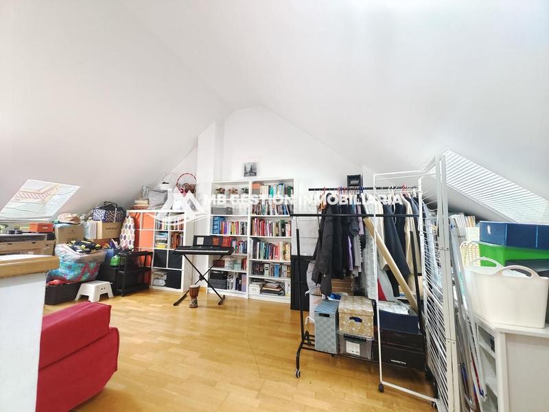 Foto ed56a926-55be-48c3-a3f4-032c43294388. Casa a schiera con riscaldamento piscina in La Serna Fuenlabrada