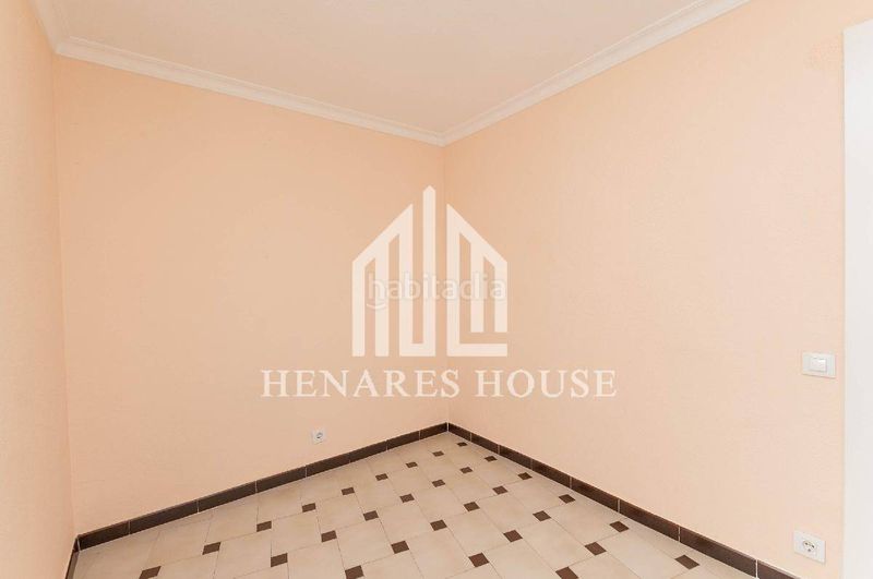 Foto 548a3fdb-2068-4eb4-b4e4-4df95565e9d3. Miete etagenwohnung mit heizung in Ensanche Alcalá de Henares