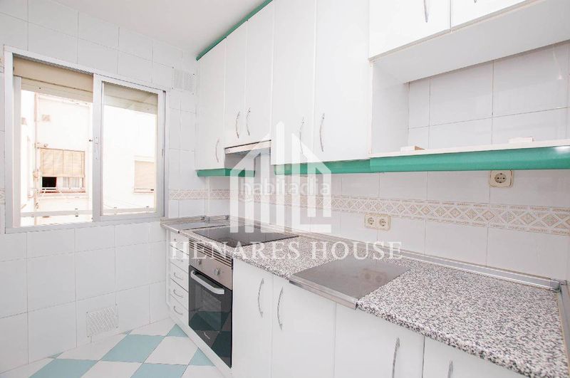 Foto e4055b3b-3ffe-4bf9-833a-c25de49aaae6. Miete etagenwohnung mit heizung in Ensanche Alcalá de Henares