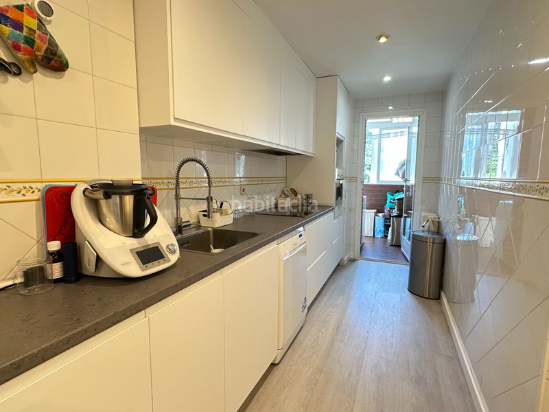 Foto f1599f18-cca4-462c-b197-839f20de4b14. Pis amb calefacció piscina a Valdezarza Madrid