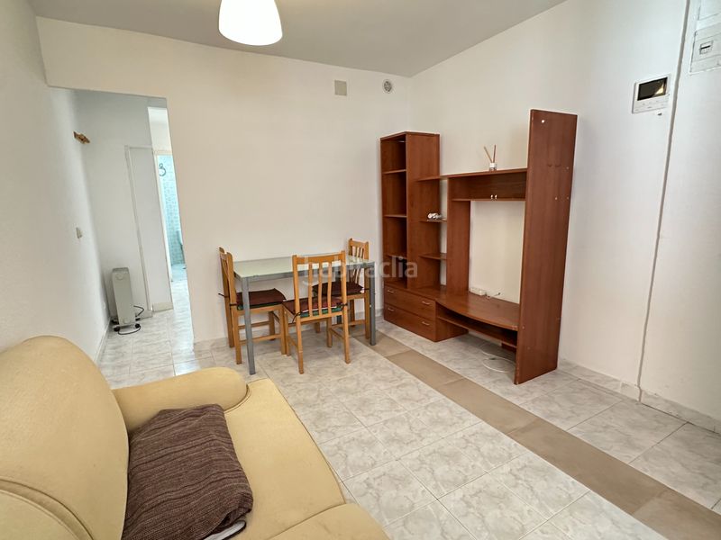 Foto 8f8aba73-273d-4b6c-8b06-72303790866a. Apartament amb calefacció a Peñagrande Madrid