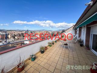 Àtic  Muntanya. Increíble ático de 5 dormitorios, 150 m2 y gran terraza en grano