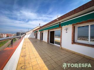 Ático  Muntanya. Increíble ático de 5 dormitorios, 150 m2 y gran terraza en grano