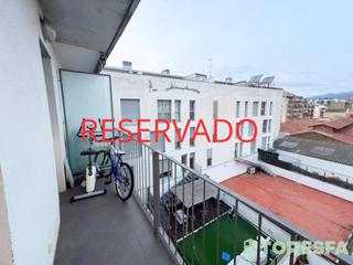 Duplex  Ponent. Dúplex reformado en el centro de granollers con plaza de parking
