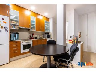 Pis  Uni. Planta baja de 4 habitaciones en el centro de sabadell!!!