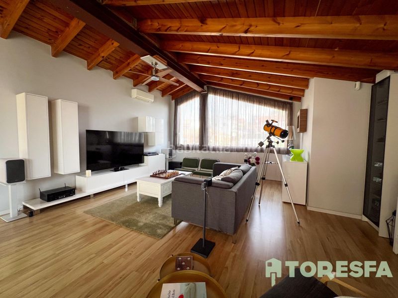 Foto b187e907-9de0-4318-b497-6fd5cd9a251a. Casa a Lliçà d´Amunt