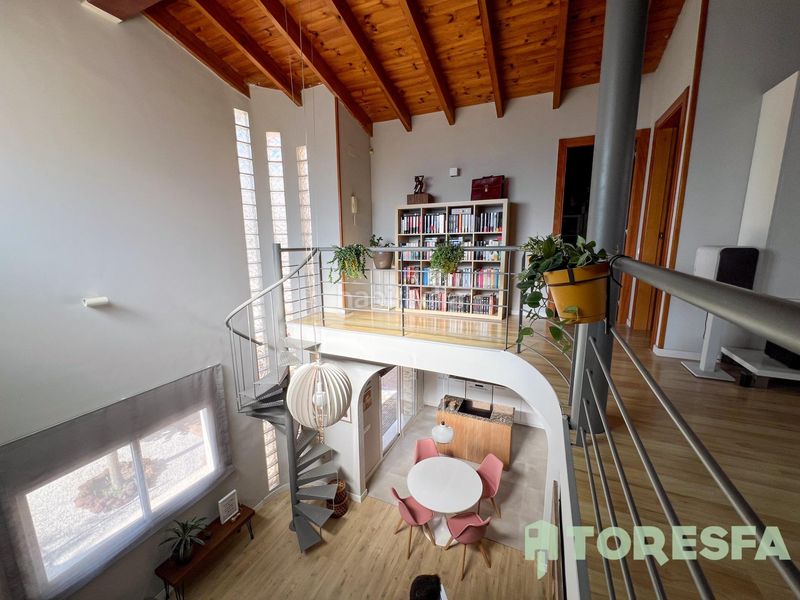Foto f10cd8a6-af1d-4d76-b32f-6c1de67125a1. Casa a Lliçà d´Amunt