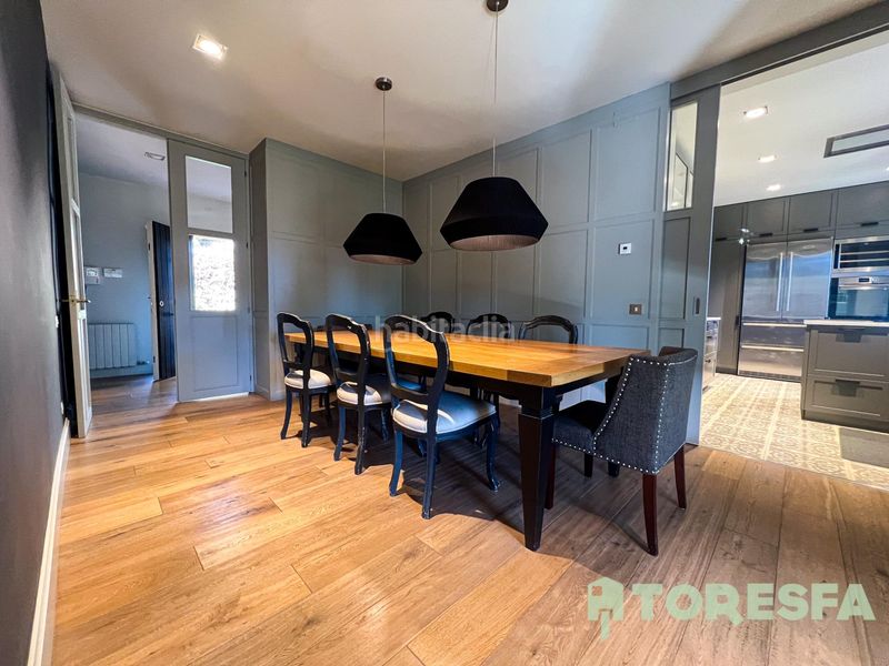 Foto 4d5bbfdf-c39c-4f8c-b2da-cb73afbe403a. Casa espectacular casa en venta en sant cugat 5 habitaciones, piscina y jardín privado en Sant Cugat del Vallès