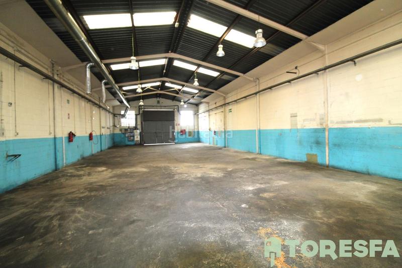 Foto 0b5c2ffd-4223-4b06-8392-cb20dbcb6afe. Fabrikhalle in Cardedeu