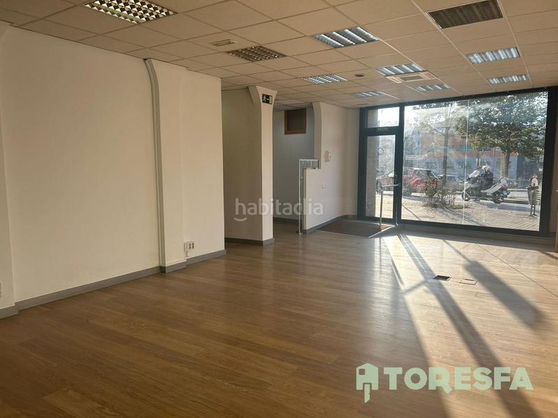 Foto ef61669d-5e93-4a13-b332-c24c8511fd3c. Affitto locale commerciale in Font Verda Granollers
