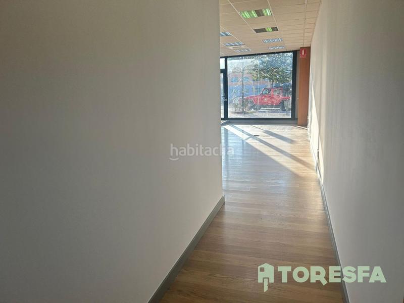 Foto 5b21ceee-b55d-438f-8440-480c5677201f. Rent business premise in Font Verda Granollers