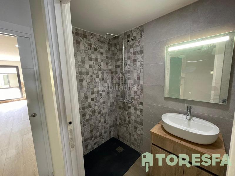 Foto f938dbbc-fa2e-42f2-a31c-6b2681cd68ec. Pis a Ca n'Aurell Terrassa