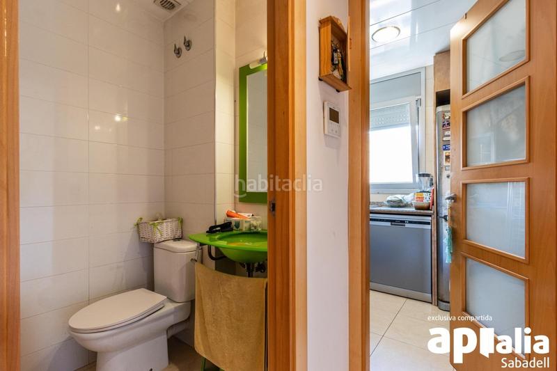 Foto 2adf17a0-47ba-47fb-a17c-259df39b05b9. Maison avec parking dans La Romànica Barberà del Vallès