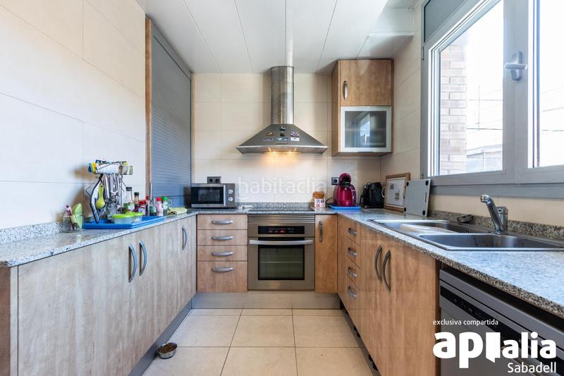 Foto 5e2a7ee2-0e4d-4e5d-9cda-c0cbb4b2551d. Maison avec parking dans La Romànica Barberà del Vallès