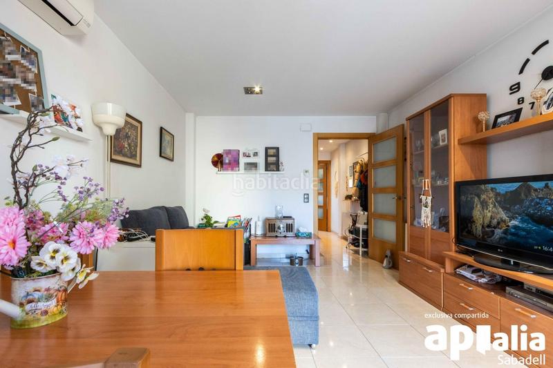 Foto 997937e3-95dd-4739-9ac1-c69e681c9272. Maison avec parking dans La Romànica Barberà del Vallès