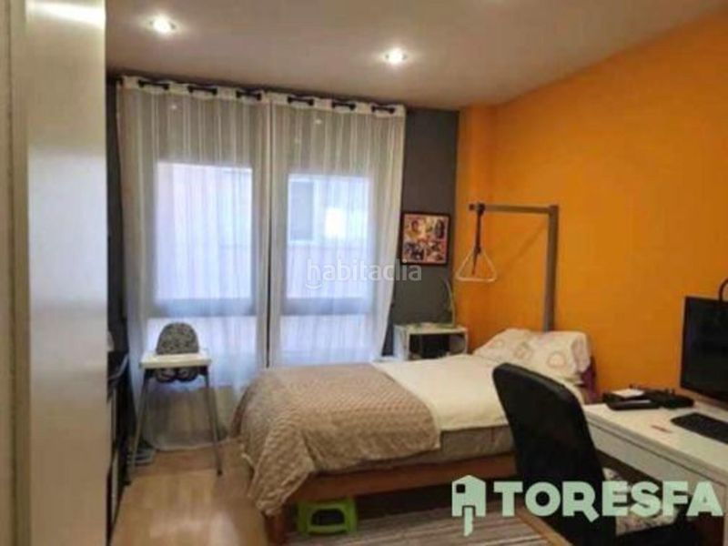 Foto 7a46e343-254c-47de-b541-571f18300584. Casa adossada a Centre Rubí