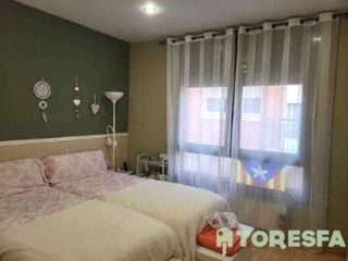 Semi detached house in Centre. Acogedora piso de dos dormitorios con balc�n en rub�