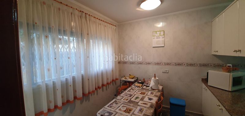 Foto c92c9fe2-9fca-4c8f-b67a-48ea940123d3. Casa adossada a Ca n´Oriol Rubí