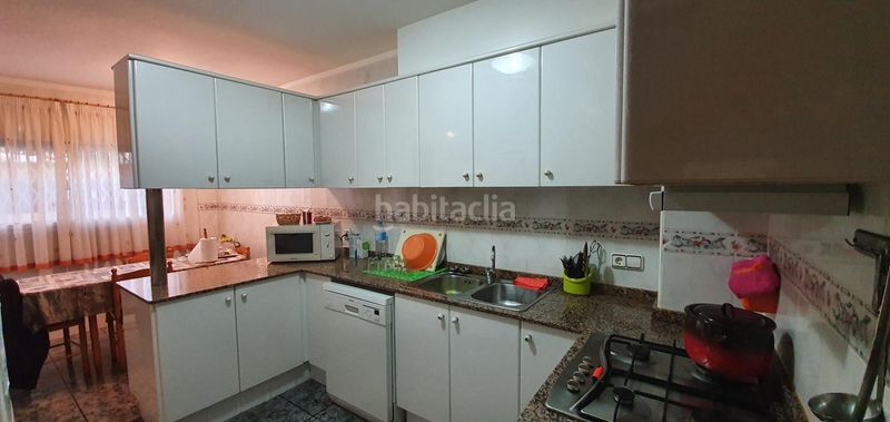 Foto fd0b643e-dd5e-4d22-bcf7-279be7f26935. Casa adossada a Ca n´Oriol Rubí