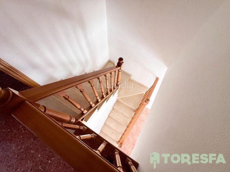 Foto c795d9b2-7fb1-403d-b8b9-bd253e2f213f. Casa adossada amb aparcament a Polinyà