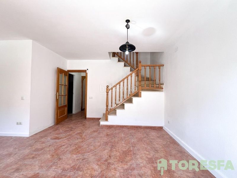 Foto e2938349-69f5-4965-9da2-3b3cc13c956d. Casa adossada amb aparcament a Polinyà