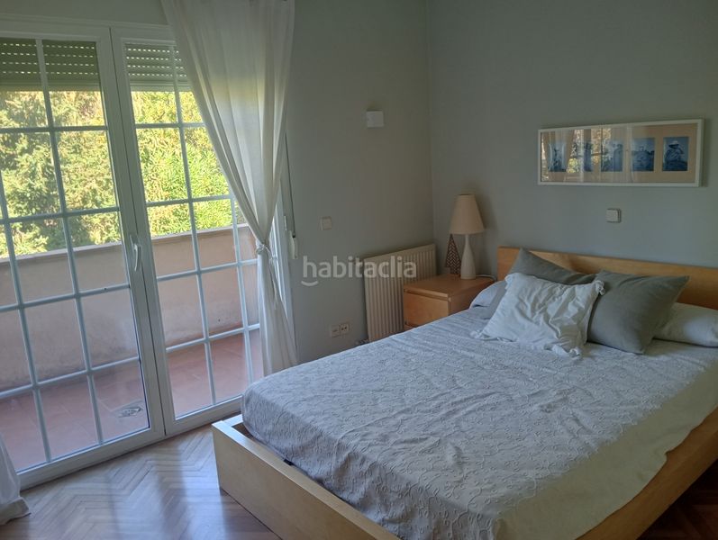 Foto 5fa47d61-67a1-454e-90f8-231cc55fa2fe. Casa aparellada amb xemeneia calefacció aparcament a Torrelodones