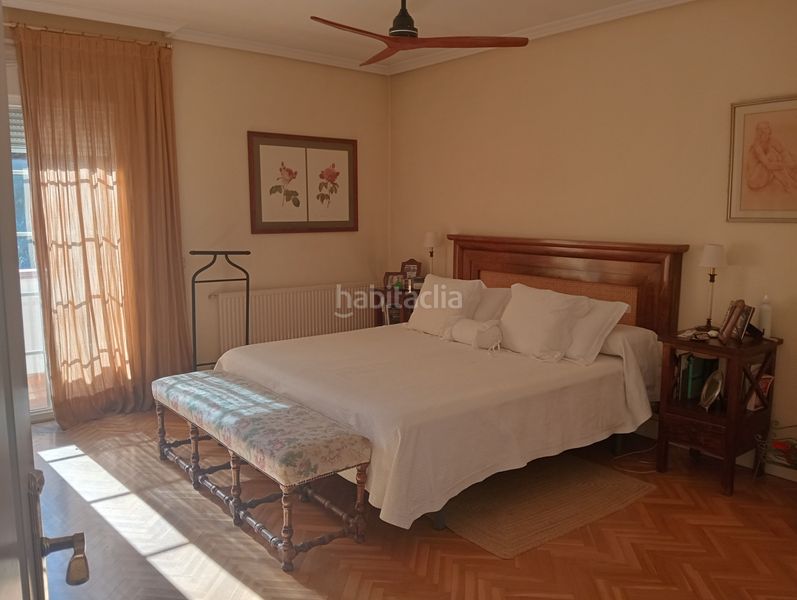 Foto c0df23e3-e8bc-4b19-8387-0b4afe927b24. Casa aparellada amb xemeneia calefacció aparcament a Torrelodones