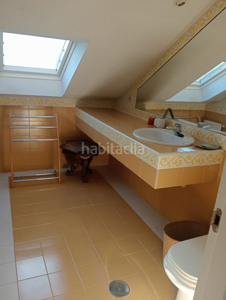 Foto eb2c15c3-55ce-4bb8-bec9-bd746fead516. Casa aparellada amb xemeneia calefacció aparcament a Torrelodones