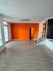 Miete Geschäftsraum in Avinguda de l'abat marcet 47. Local comercial  en av. abat marcet, 47. 08225.