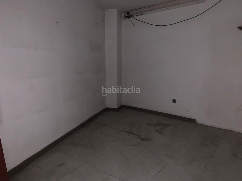 Foto 7ee14ba0-c36e-49fb-b1d2-bd76b60e5907. Local comercial en avinguda de l'abat marcet 271 en Terrassa