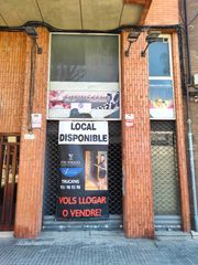 Geschäftsraum in Avinguda de l'abat marcet 271. Local en venta con salida de humo en avda. abat marcet, 271