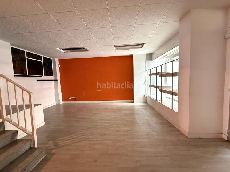 Foto 9e6b786a-5dfc-4b00-9d0f-d3f4fb9cd2a0. Geschäftsraum in avinguda de l'abat marcet 47 in San Pere Terrassa