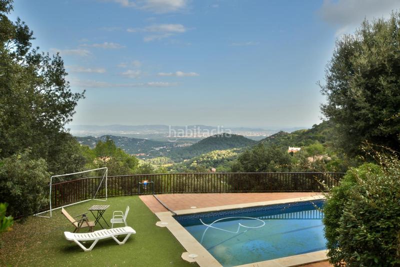 Foto cc9acaf1-b20e-4bbc-9c9c-65688a34dc87. Chalet con camino parcheggio piscina in Matadepera