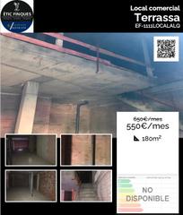Miete Geschäftsraum in Carretera de montcada 332. Zona de segle xx. local para reformar con doble altura