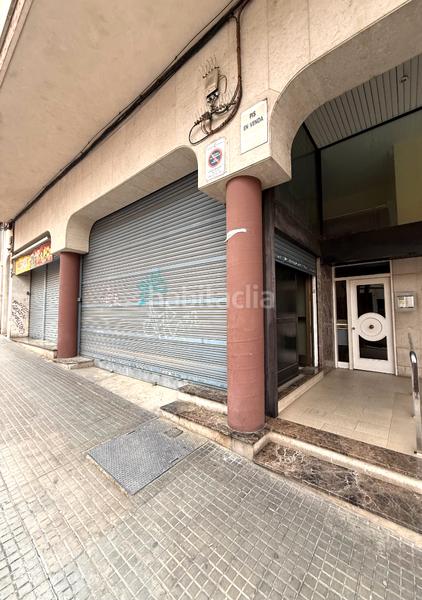 Foto 45a90142-550d-43e9-81b8-ec2d1c61c2a2. Local comercial a carrer de miquel vives 87 a Plaça Catalunya - Escola Industrial Terrassa