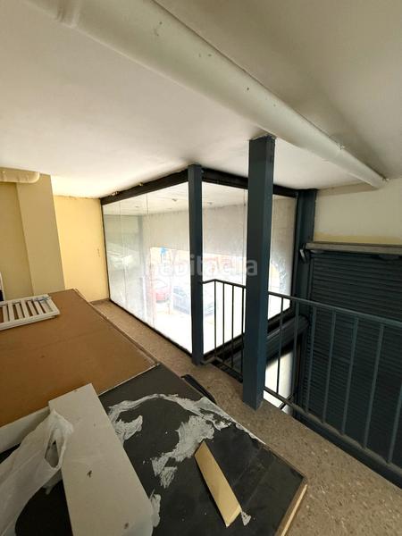 Foto d0e65880-ff3a-4816-a85e-81697ccda211. Local comercial a carrer de miquel vives 87 a Plaça Catalunya - Escola Industrial Terrassa