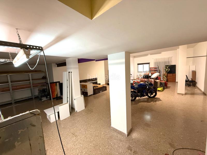 Foto eb0bba3d-2c3c-44bd-9cbb-c03679637e7e. Local comercial a carrer de miquel vives 87 a Plaça Catalunya - Escola Industrial Terrassa