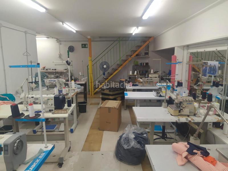 Foto cc20bbb6-2b72-44e5-9fd1-013880edee0f. Geschäftsraum mit heizung in Torrent d'en Pere Parres Terrassa